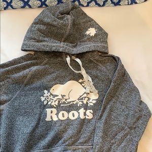 Grey roots sweatshirt